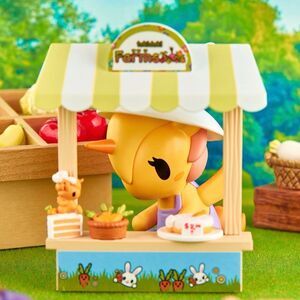 tokidoki Carrot Cake Stand Unicorno from Farmers Market Unicorno Series
